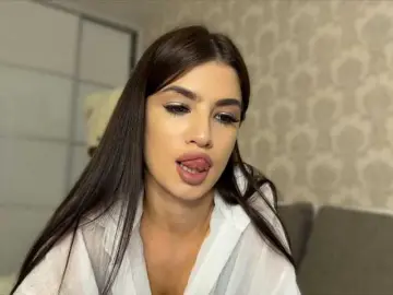 Honey-Trapp  live sex cam