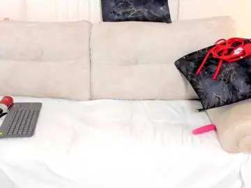 Kenia-Storm  live sex cam