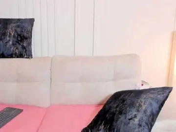 Kenia-Storm  live sex cam