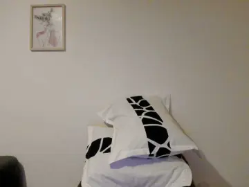 NicoleKateee  live sex cam