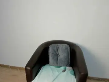 NicoleKateee  live sex cam