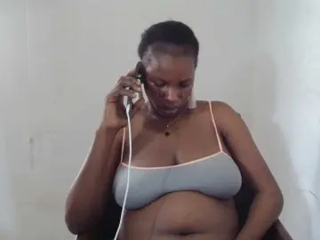 Sweetncreamy  live sex cam