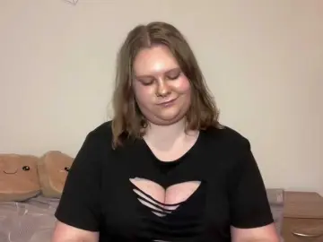 BriannaDoll  live sex cam