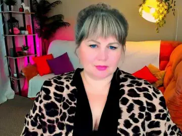 CrystaalStaar  live sex cam