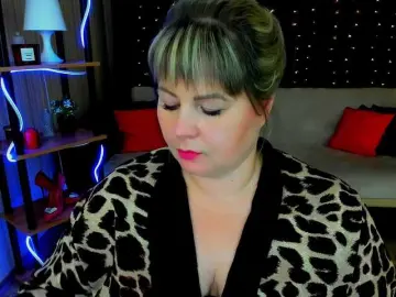 CrystaalStaar  live sex cam
