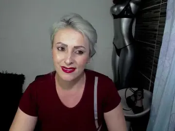 EmmaRizzoo  live sex cam