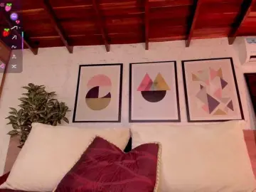 LunaRuso  live sex cam