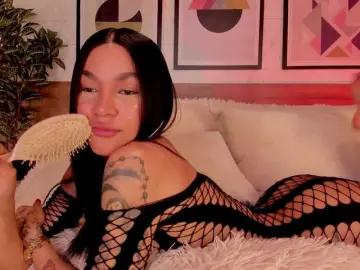 LunaRuso  live sex cam