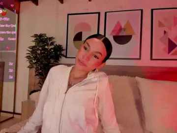 LunaRuso  live sex cam