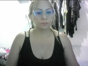 Mariana0x  live sex cam