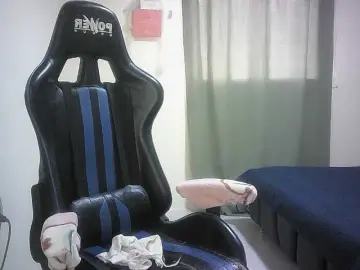 Mariana0x  live sex cam