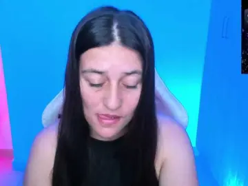 Saskyaajohnson  live sex cam