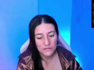 Saskyaajohnson  live sex cam