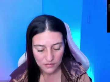 Saskyaajohnson  live sex cam