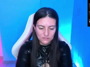 Saskyaajohnson  live sex cam