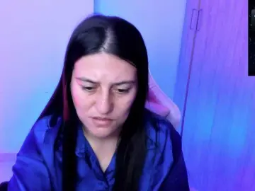 Saskyaajohnson  live sex cam