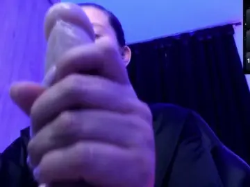 Saskyaajohnson  live sex cam