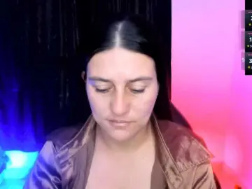 Saskyaajohnson  live sex cam
