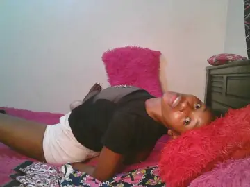 Cute-tasha  live sex cam