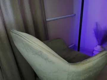 Lauramarti  live sex cam