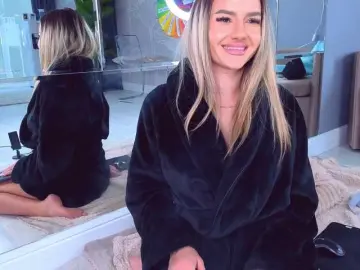 SpoilM3Mor3  live sex cam