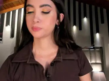 ValeriaVelvet  live sex cam