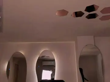 ValeriaVelvet  live sex cam