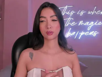 ValeriaVelvet  live sex cam