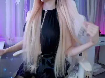 My--Polina  live sex cam