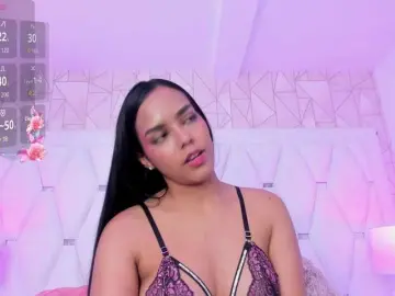 AdaraBell  live sex cam