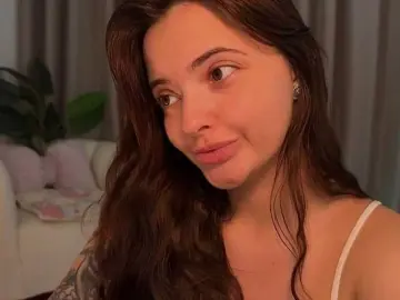 Crystalnova  live sex cam