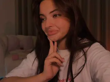 Crystalnova  live sex cam
