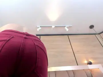 DorothyVegga  live sex cam