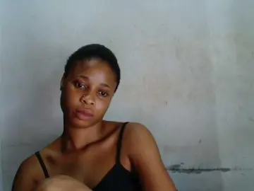 Creamyjuice  live sex cam