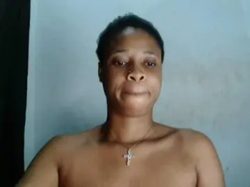 Creamyjuice  live sex cam