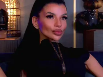 EleniaDevons  live sex cam