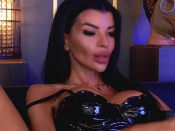 EleniaDevons  live sex cam