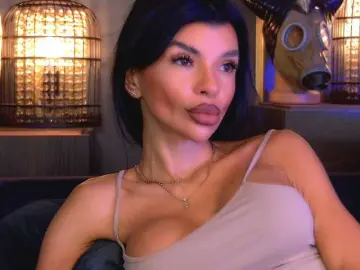 EleniaDevons  live sex cam
