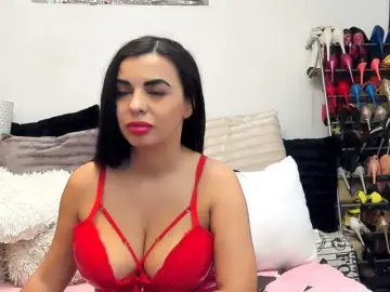 JuliaHayes90  live sex cam