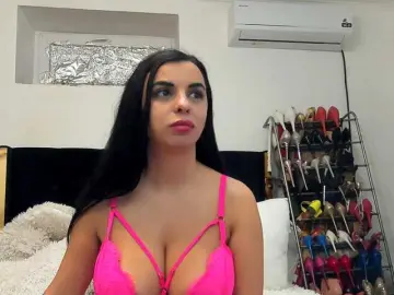 JuliaHayes90  live sex cam