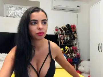 JuliaHayes90  live sex cam