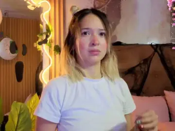 Sofiapalmer-tay  live sex cam