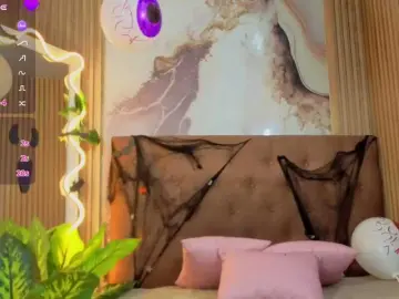 Sofiapalmer-tay  live sex cam