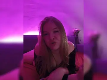 Versonika  live sex cam
