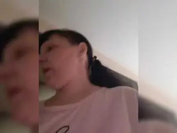 Zlykaa  live sex cam