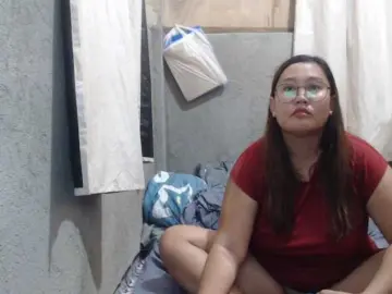 Kate302  live sex cam