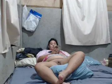 Kate302  live sex cam
