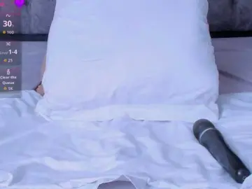 Victoria-01  live sex cam