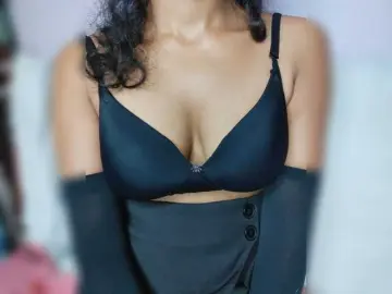 Cuteliya  live sex cam