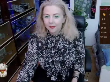 Delicecatmyau  live sex cam